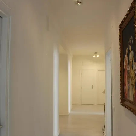 Cultroma Roof Garden 4*